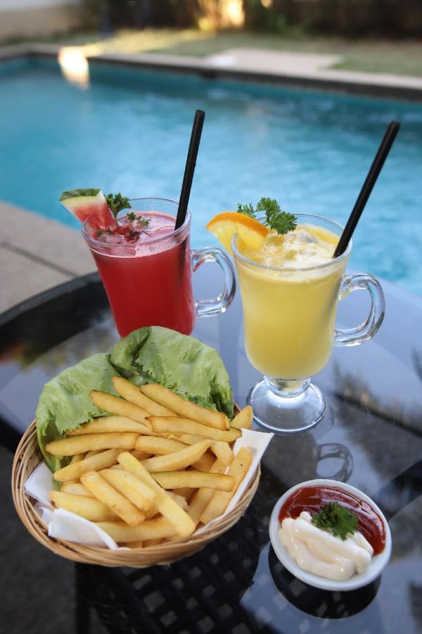 Amverton Cove Golf & Island Resort Banting  Dış mekan fotoğraf