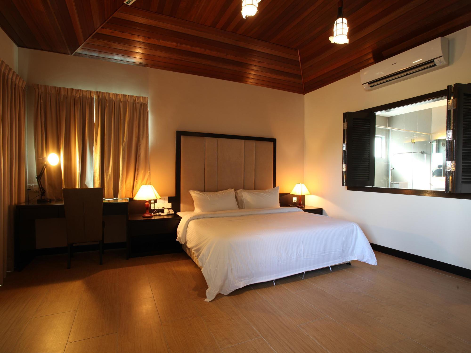 Amverton Cove Golf & Island Resort Banting  Dış mekan fotoğraf